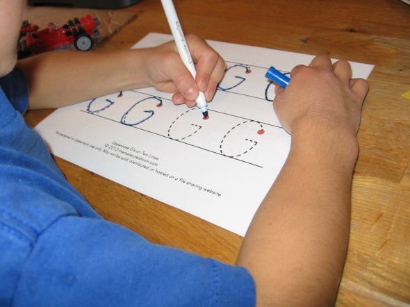 在第2层的页面上写出字母G