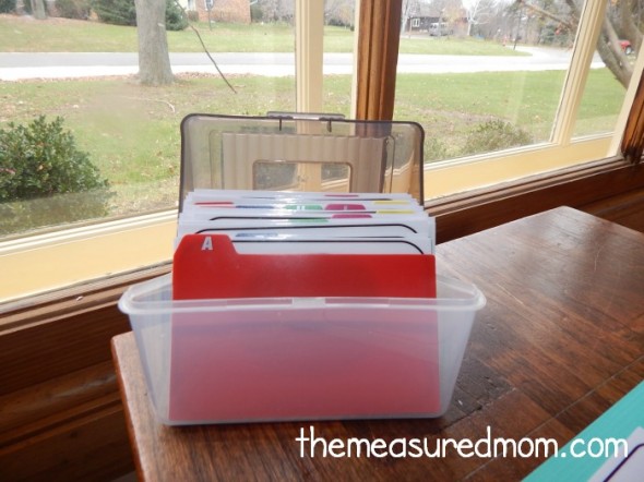 这些免费打印字母图片卡是华丽的!喜欢鲜艳的颜色……每个字母至少有4张图片!gydF4y2Ba