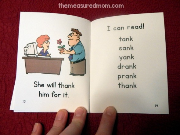 寻找一种专注于和,灰,放大器,ang,atch和ank字的方法?这些免费可打印的拼音书籍就是这件事!