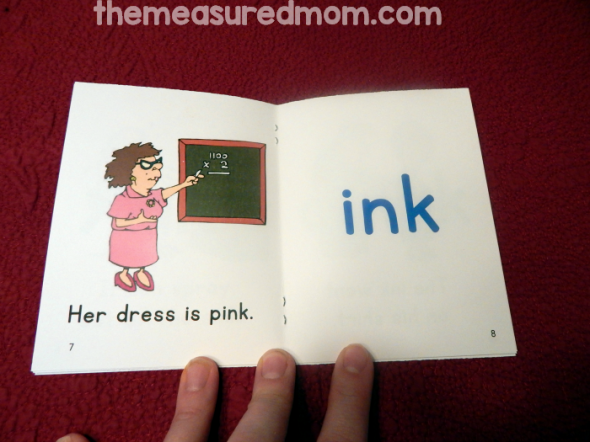 正在寻找一种有趣的方式来练习阅读ind, end, ent, est, itch, ink, ing和老单词?得到这些免费的印刷读音书!