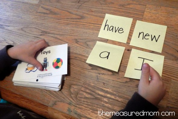 这个自由概念的印刷活动是伟大的学前和幼儿园!获得40张免费卡片。