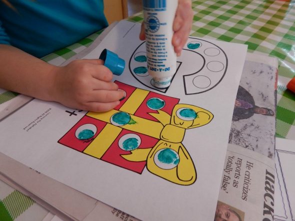 这些针对两岁儿童的字母G活动对幼儿学习字母表很有帮助!