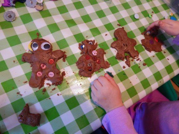 这些针对两岁儿童的字母G活动对幼儿学习字母表很有帮助!