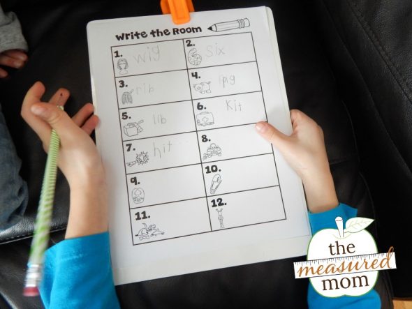 Print this free write the room activity for short i words - in three levels of difficulty!