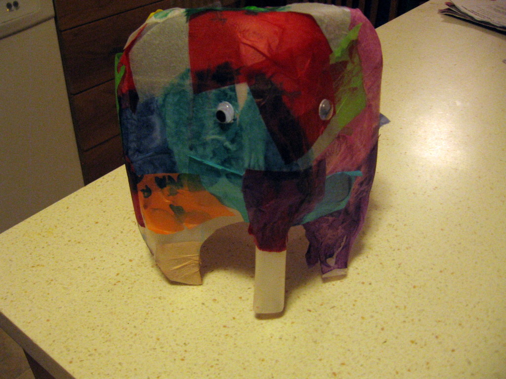 字母E牛奶壶埃尔默