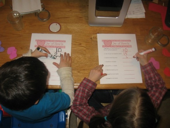 孩子们写在信件h jar hearts工作表上