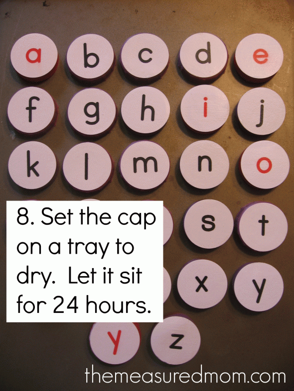 如何制作牛奶帽字母