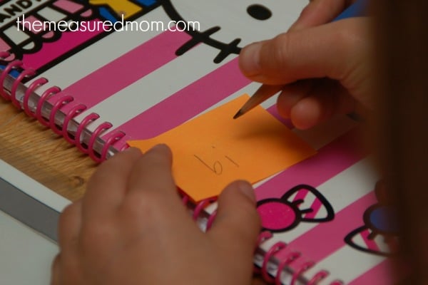 想要帮助年轻作家建立词汇量?试试这个有创意的课程:把无聊的单词关进监狱!