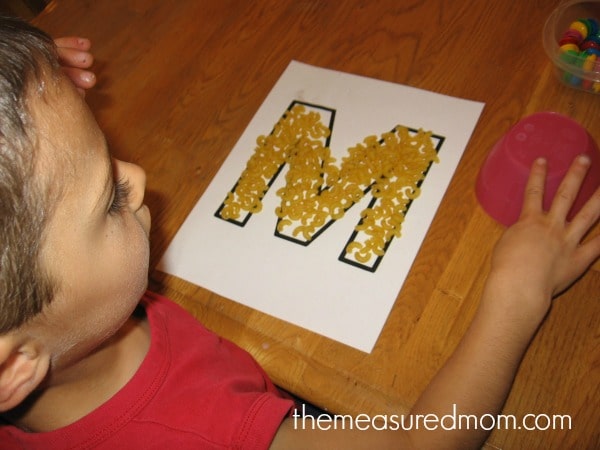 学龄前儿童有趣的笔迹练习（1） - 测量妈妈