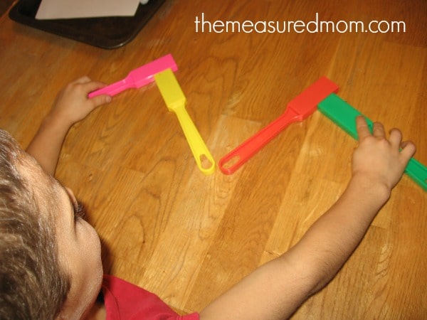 学龄前儿童趣味笔迹练习（四）&丈量妈妈