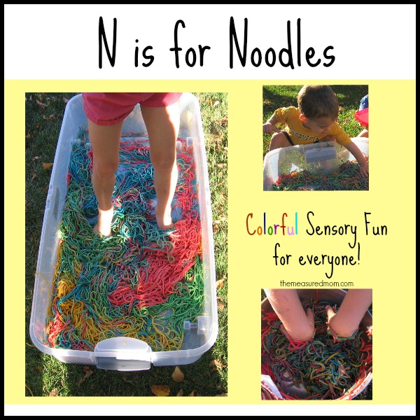 N是面条的感官游戏-测量妈妈