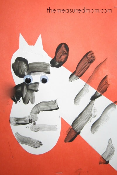 正在为你的学龄前儿童寻找字母Z的工艺品吗?我们这里有六个好主意!