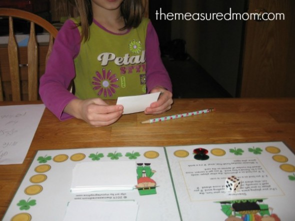 寻找圣帕特里克节拼写活动？免费打印此游戏 - 并为任何单词列表使用它！