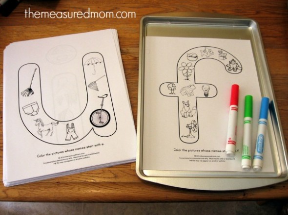 为孩子们收集了大量的汽车游戏和公路旅行点子