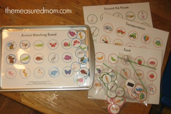 为孩子们收集了大量的汽车游戏和公路旅行点子