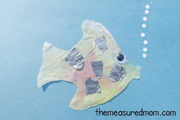 我们为幼儿园准备了各种各样的字母R工艺品和艺术项目!