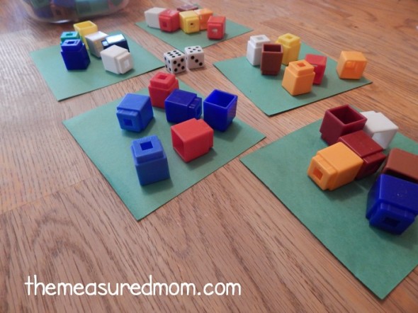 寻找创造性的unifix立方体活动?我们有模式、加法、乘法入门……和更多!全部免费。