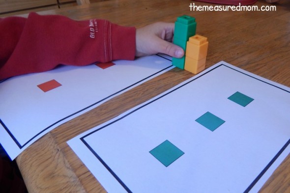 寻找创造性的unifix立方体活动?我们有模式、加法、乘法入门……和更多!全部免费。