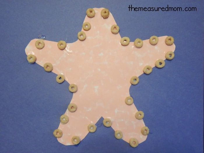 我们为2-5岁的孩子们准备了各种各样的字母S工艺品，非常有趣!