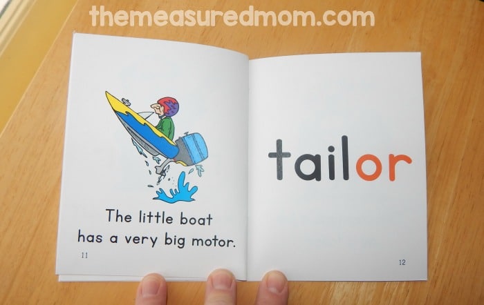 打印和组装这些免费语音书籍，帮助您的孩子学会阅读两个音节词！