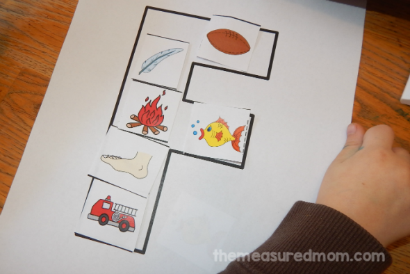 这篇文章有各种各样的乐趣，动手（和自由！）信函F活动。