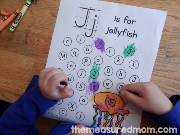 在为幼儿园找字母J的活动吗?我们有手工艺品、书籍等等!