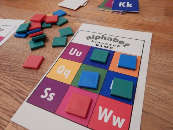 我们在这篇文章中有很多字母N的活动!(还有很多免费的印刷品!)