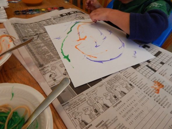 我们在这篇文章中有很多字母N的活动!(还有很多免费的印刷品!)