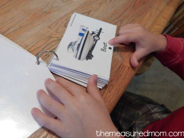 这种免费的可打印活动将帮助您的孩子通过与文本匹配来帮助您的文字概念。非常适合读者！