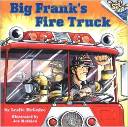 哇 - 这是我见过的社区助手的最大书籍列表！很棒的是它有关于消防员，关于警察书籍的书籍，还有更多！