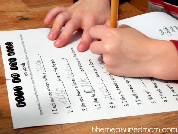 我喜欢在这个oo单词工作表包中的各种oo单词活动!