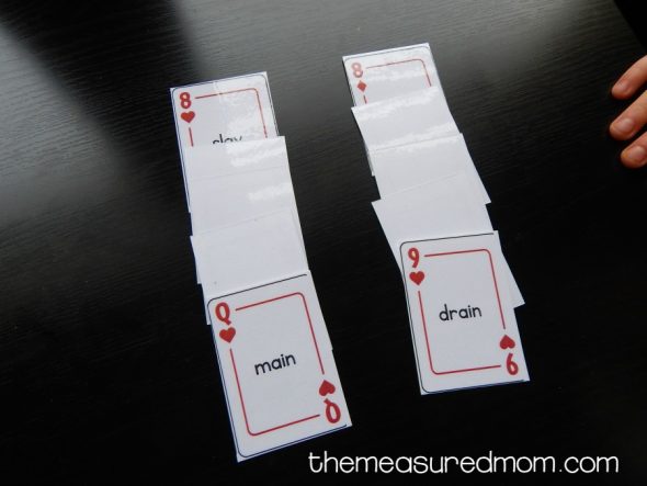 AI和AY字的战争纸牌游戏4