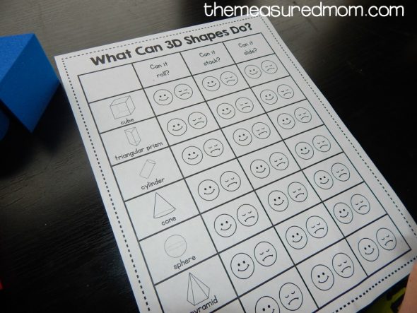 下载这些免费的3D形状工作表！