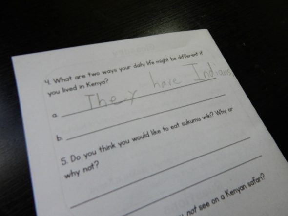 打印这本关于肯尼亚的免费儿童书，以帮助提高阅读理解。后面还有问题！非常适合2-4年级的孩子。