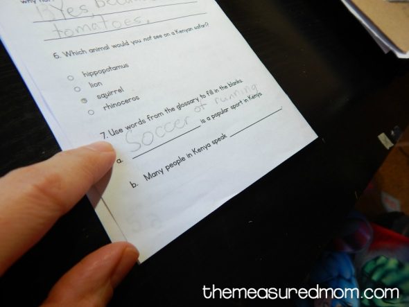 打印这本关于肯尼亚的免费儿童书，以帮助提高阅读理解。后面还有问题！非常适合2-4年级的孩子。