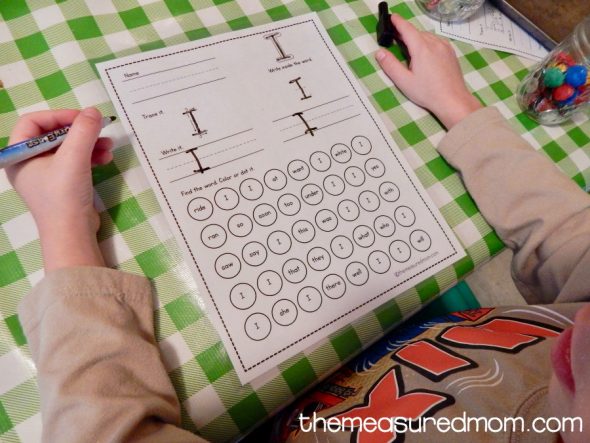 查找超过90个免费视线Word工作表，适用于预提示者和底漆Word Lists！