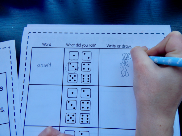 这个类似游戏的活动非常适合三、四、五年级的词汇复习！